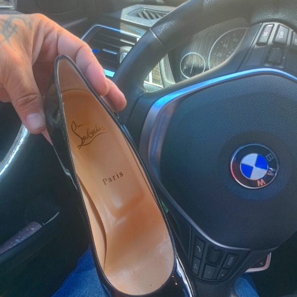 Christian louboutin red bottom heels size 40 two pairs in mint condition - Picture 3 of 7